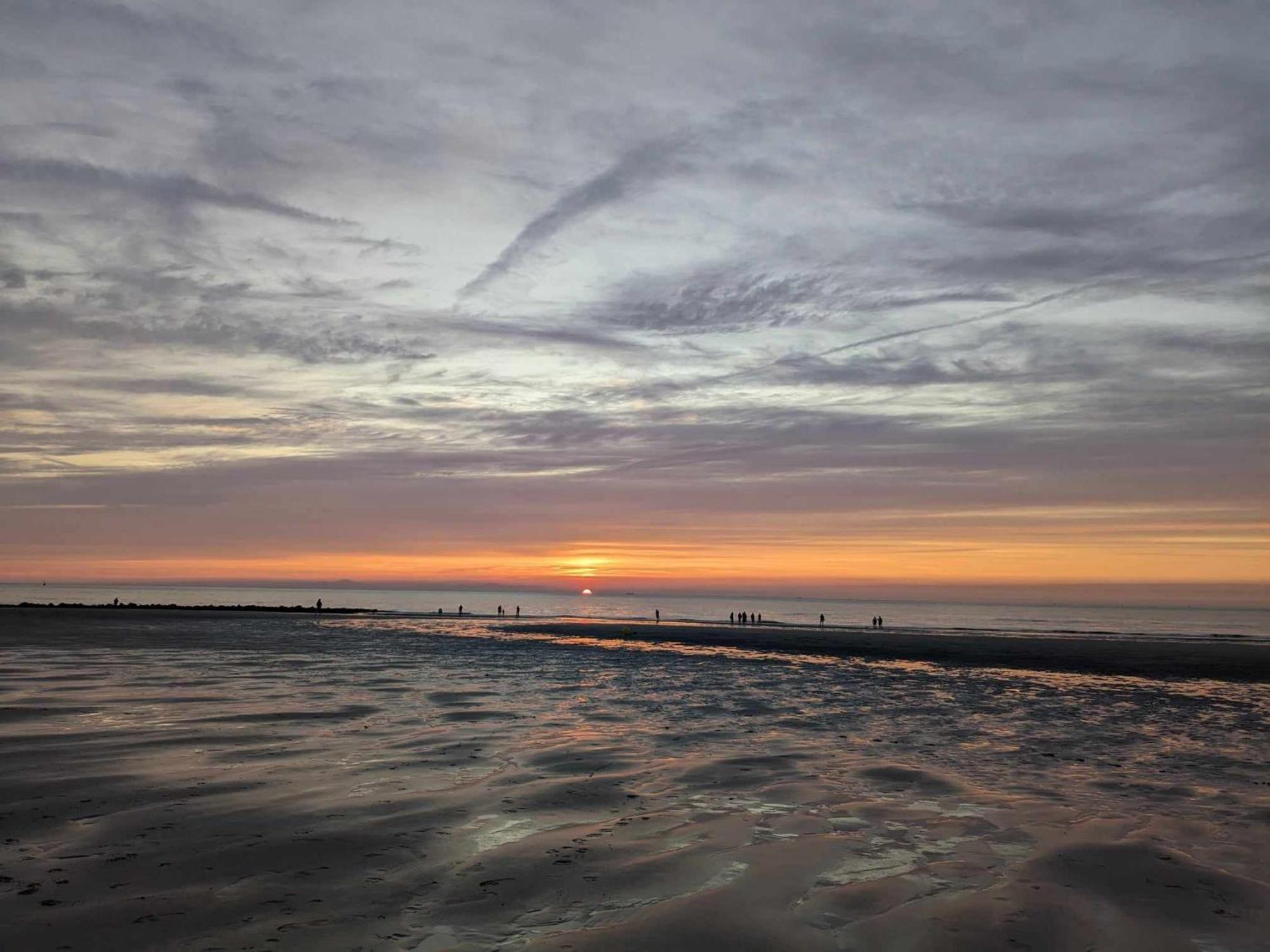 Vista Linda, Leuk Appartement Vlak Bij Zeedijk En Strand Ostend Luaran gambar