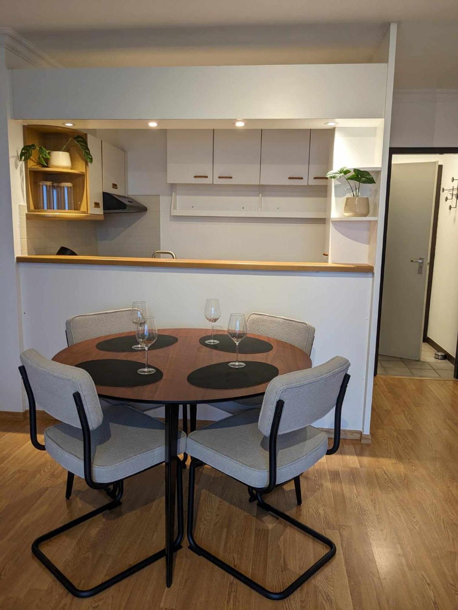 Vista Linda, Leuk Appartement Vlak Bij Zeedijk En Strand Ostend Luaran gambar